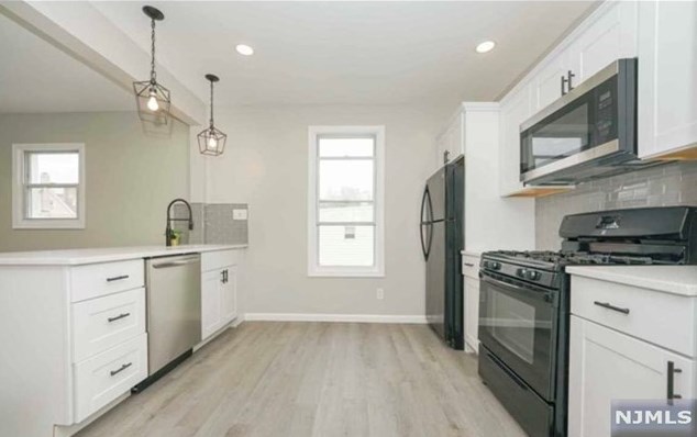 225-227 Stephens St, Belleville, NJ 07109