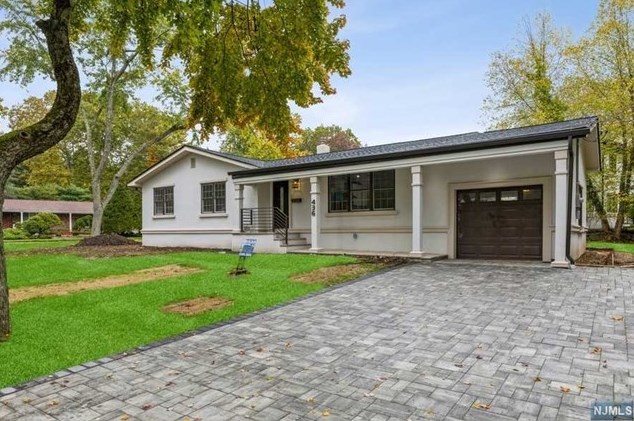 436 Ruckman Rd, Closter, NJ 07624