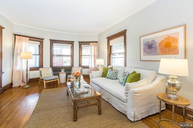 270 Claremont Ave #1, Montclair, NJ 07042