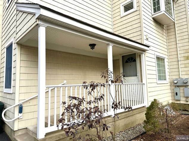 85 Sheridan Ave #1, Ho Ho Kus, NJ 07423