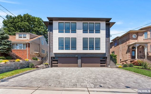 217 Glen Ave #b, Palisades Park, NJ 07650