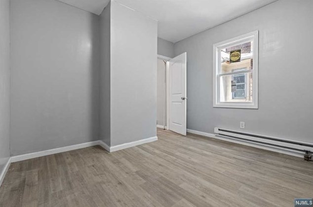 178 Humphrey St, Englewood, NJ 07631
