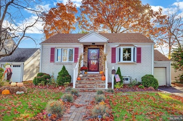 56 Summit Cir, Little Ferry, NJ 07643