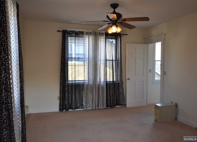 137 South St, Bogota, NJ 07603