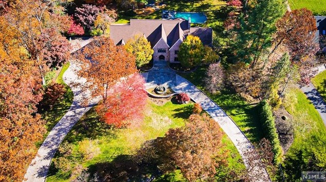 20 Cameron Rd, Upper Saddle River, NJ 07458