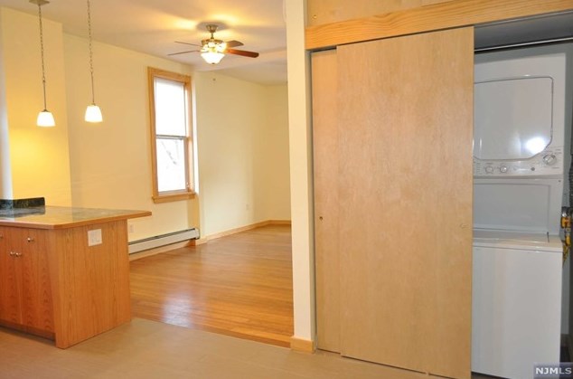 109 Miller Rd #3, Mahwah, NJ 07430