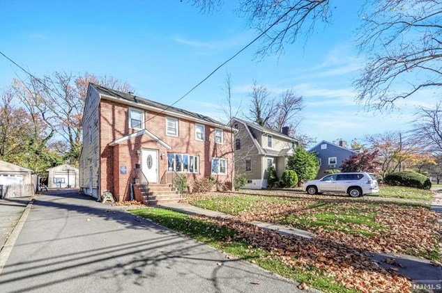 167 Rockwood Pl, Englewood, NJ 07631