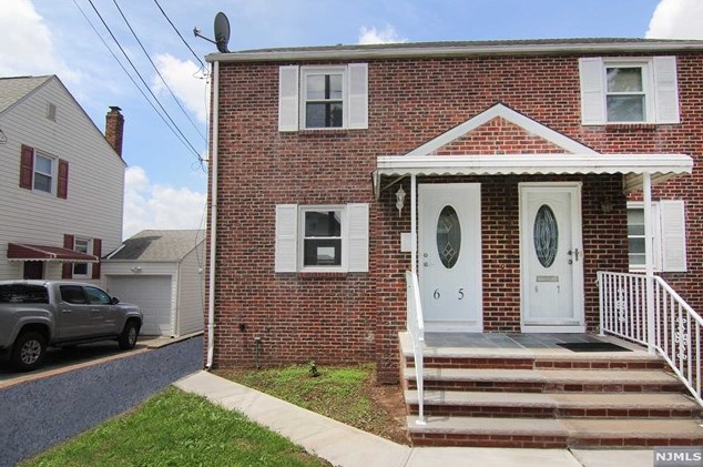 65 Elm St, North Arlington, NJ 07031