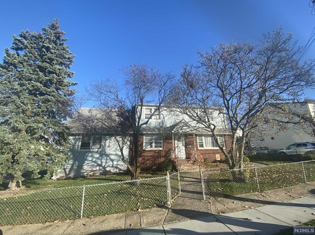 264 Lincoln Pl #2, Outwater, NJ 07026