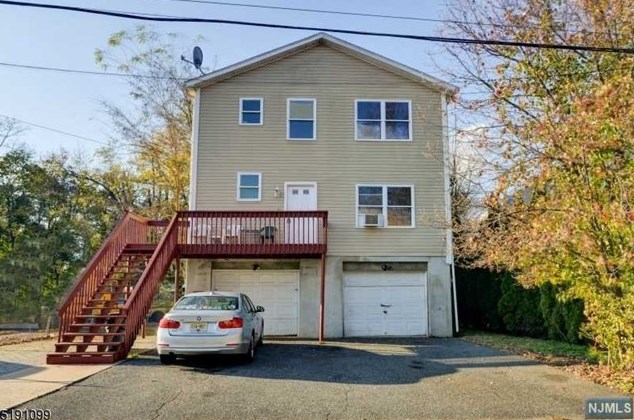 579 Liberty St, Orange NJ  07050-1234 exterior