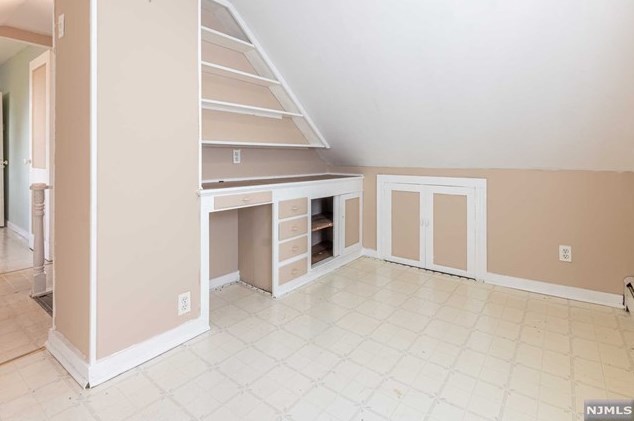 351 Central Ave, Wayne NJ  07470-2112 exterior