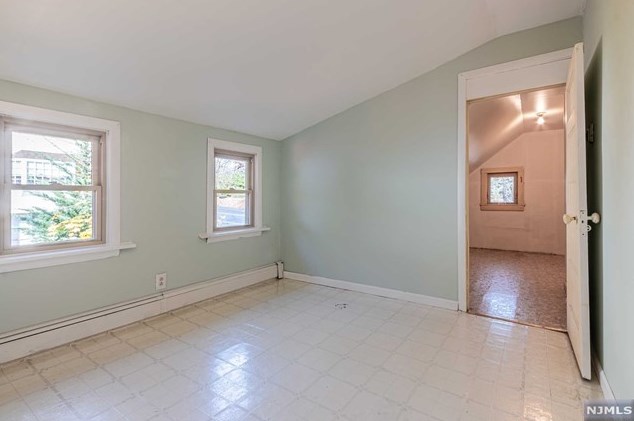 351 Central Ave, Wayne NJ  07470-2112 exterior