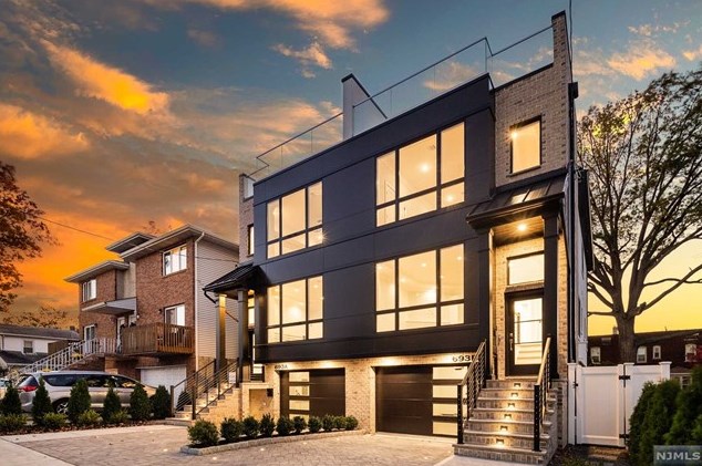 693 Hillside Ave #b, Cliffside Park, NJ 07010