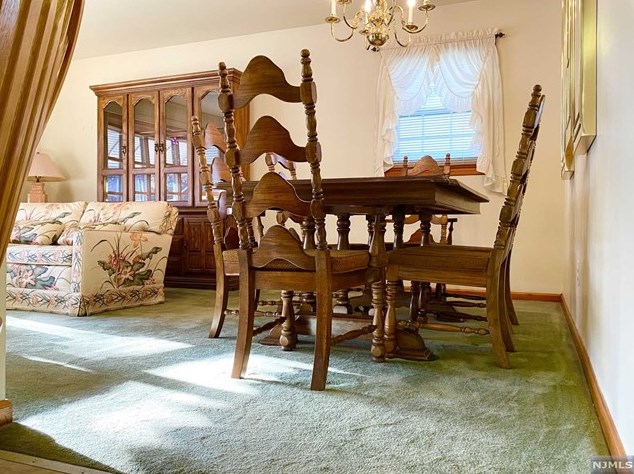 44 Hobart Ave, Rutherford NJ  07070-1408 exterior