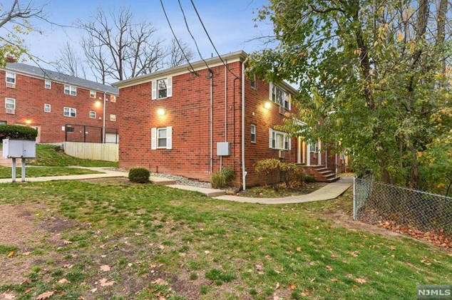 2467 State Route 10 #3b, Greystone Park, NJ 07950