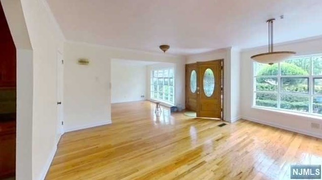 277 Knickerbocker Rd, Tenafly, NJ 07670