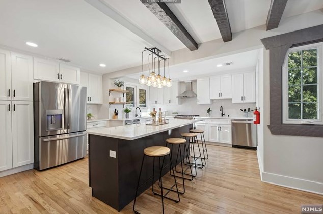 1288 Taft Rd, Teaneck, NJ 07666