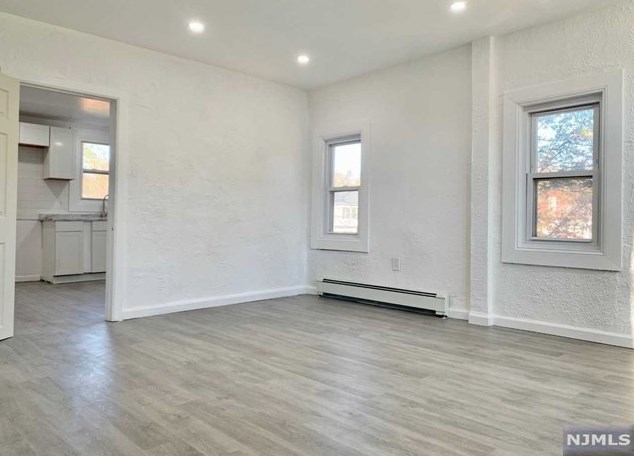390 Orange Rd, Montclair, NJ 07042