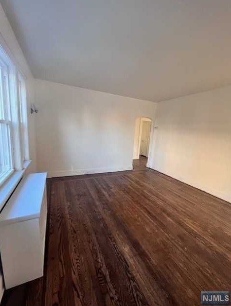 51 James St, Bergenfield NJ  07621-2338 exterior