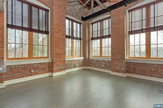 25 Clark St, Glen Ridge, NJ 07028