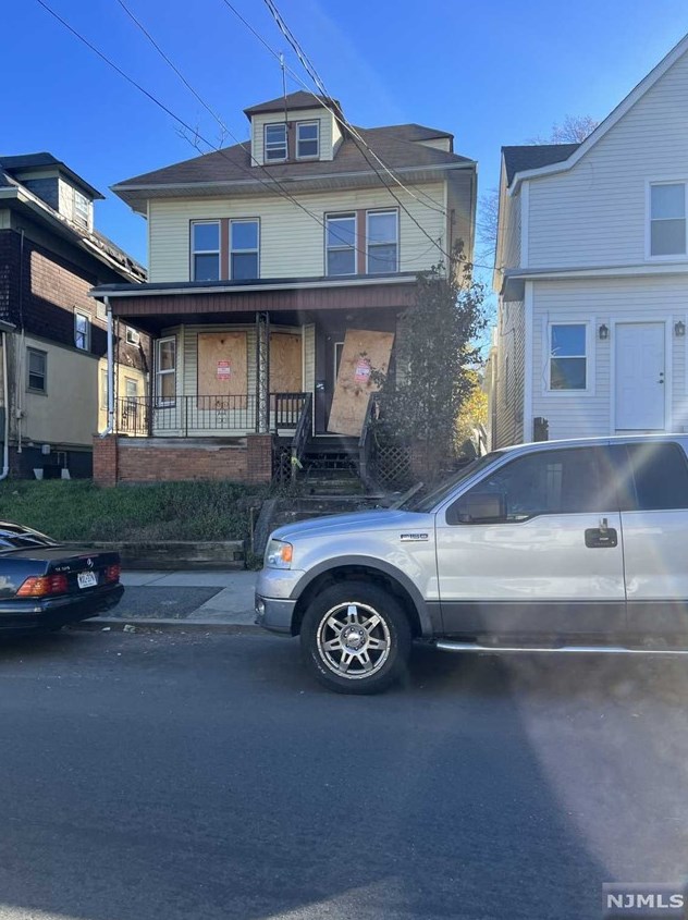 1026 Grove St, Irvington, NJ 07111