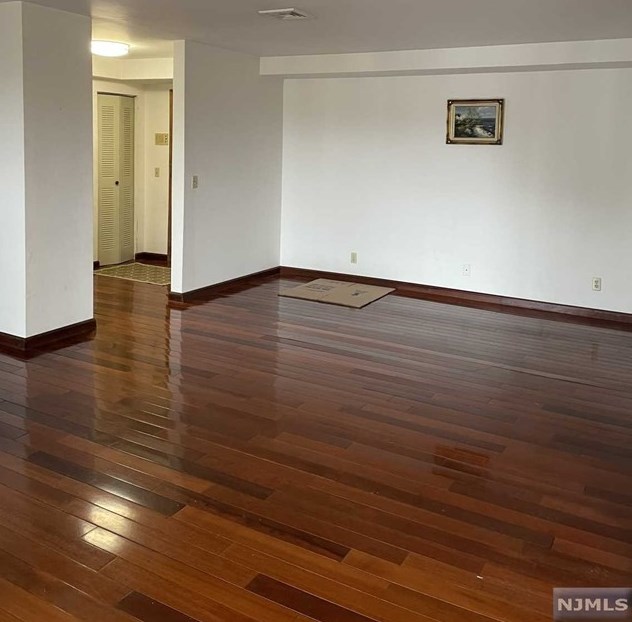 633 Palisade Ave #3c, Cliffside Park, NJ
