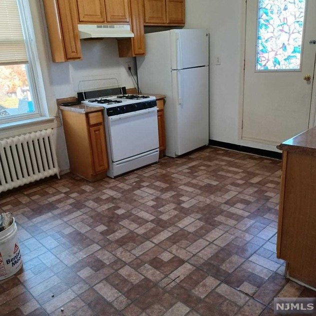 1400 Palisade Plaza #4, Cliffside Park, NJ 07010