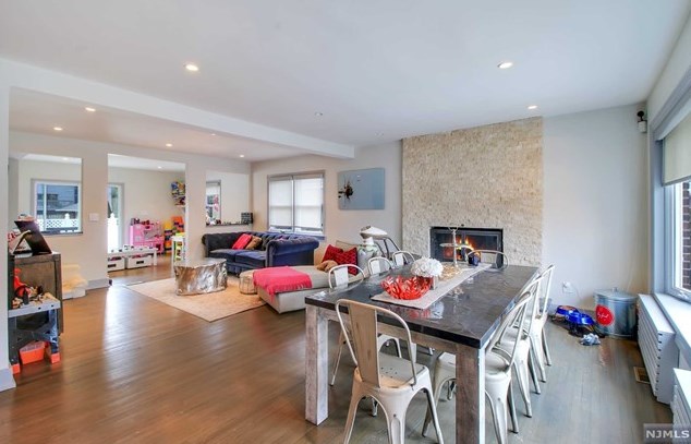1563 Aston Ter, West Fort Lee, NJ 07024