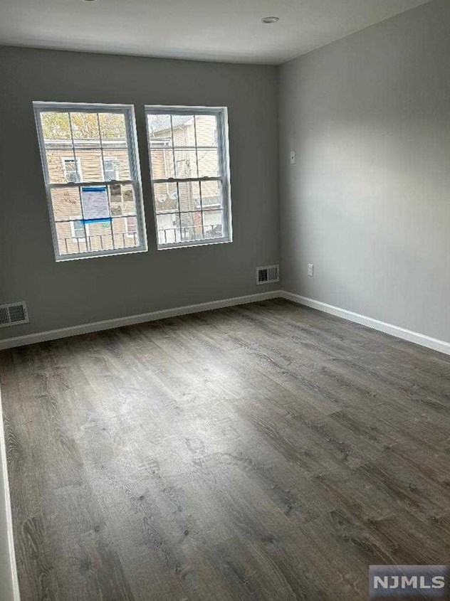 172 12th Ave #1, Paterson, NJ 07501