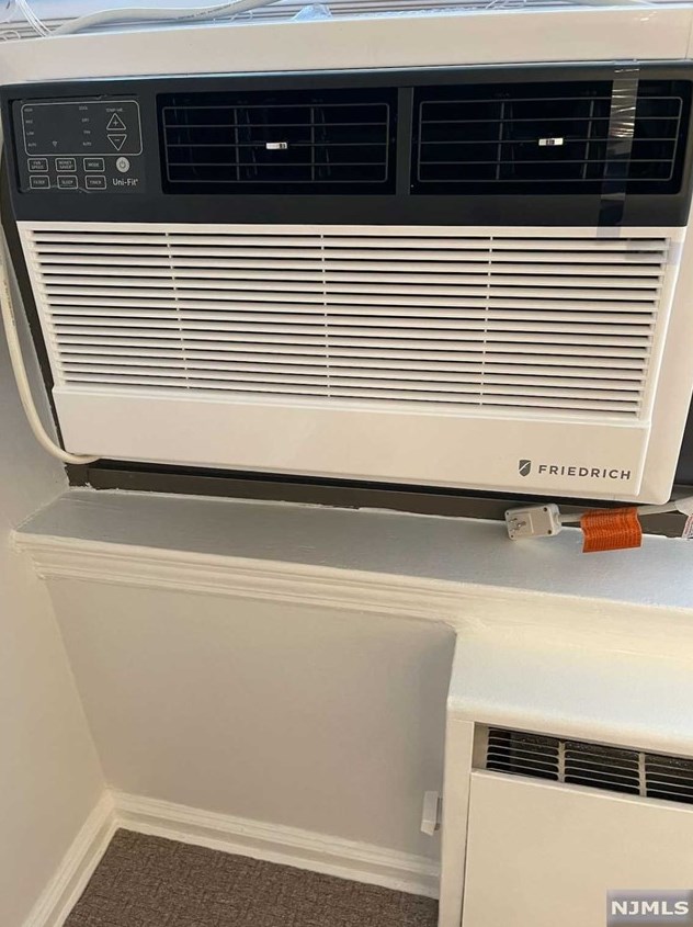 421 Park Pl, West Fort Lee NJ  07024-3702 exterior