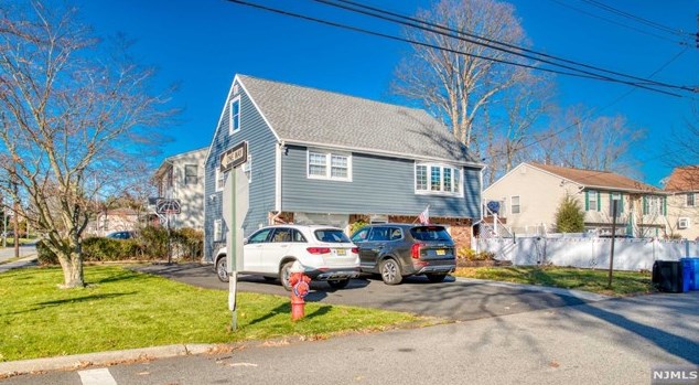 329 White Ave, Rockleigh, NJ 07647