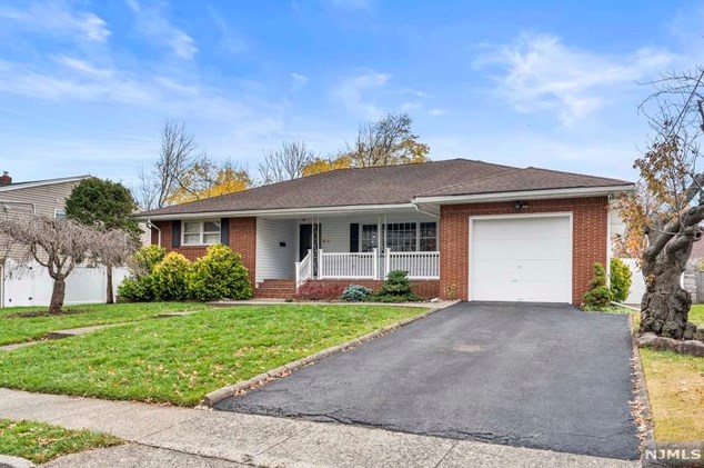 36 Linwood Ave, Elmwood Park, NJ 07407-1744