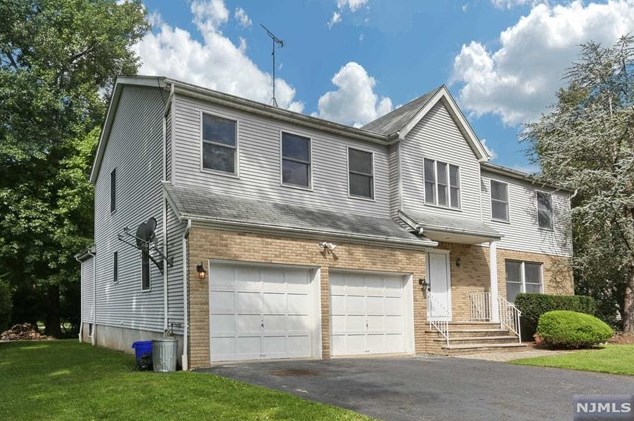 401 11th St, Cresskill, NJ 07626
