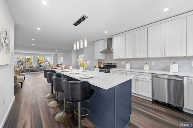 56 Ann St #b, Outwater, NJ 07026