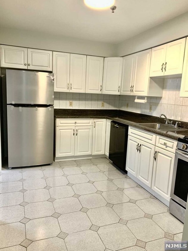 132 71st St #1st Floor, West New York, NJ 07093