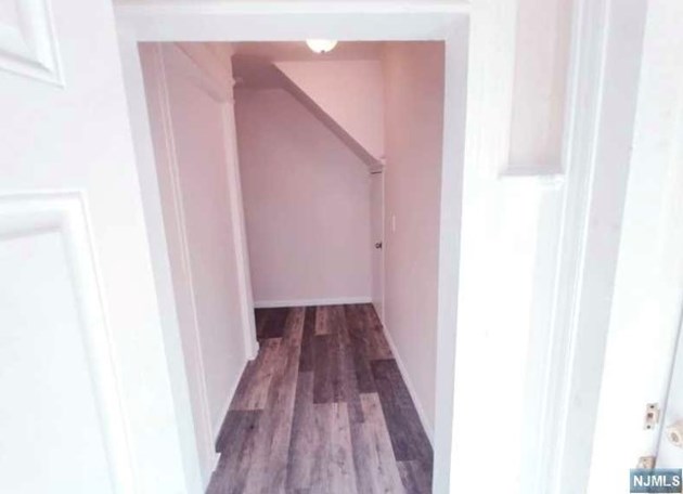 867 S 17th St #1, Newark, NJ 07108