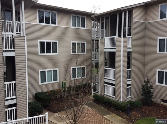 220 Orchard Park, Allendale, NJ 07401