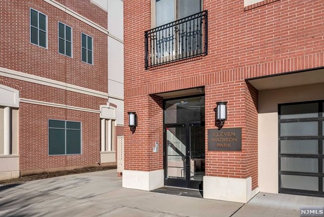 11 Madison Ave #207, Westwood, NJ 07675