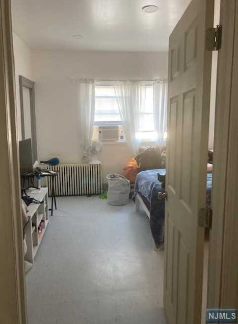 164 Bartholdi Ave, Jersey City NJ  07305-2519 exterior