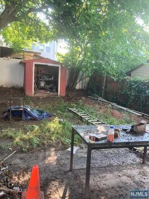 164 Bartholdi Ave, Jersey City NJ  07305-2519 exterior