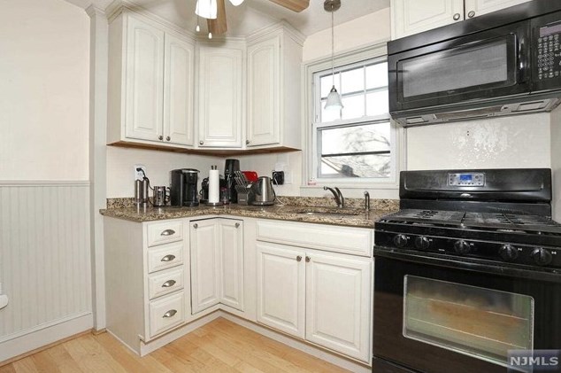 11 New York Ave, Bergenfield NJ  07621-1328 exterior