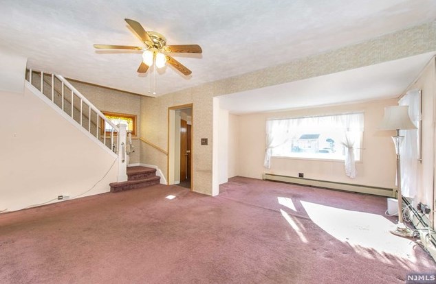 60 Woodland Ave, Little Ferry, NJ 07643-1021