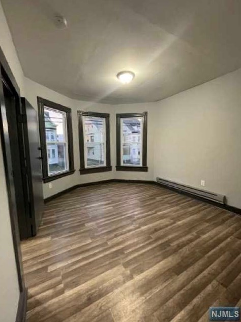 487 E East 18th St #2, Paterson, NJ 07514