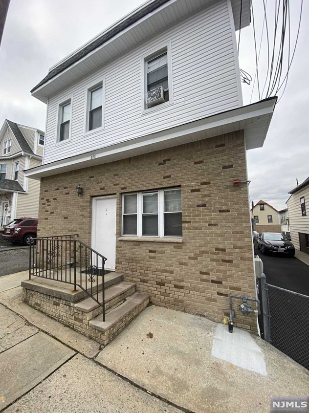 171 Shaw St, Outwater, NJ 07026