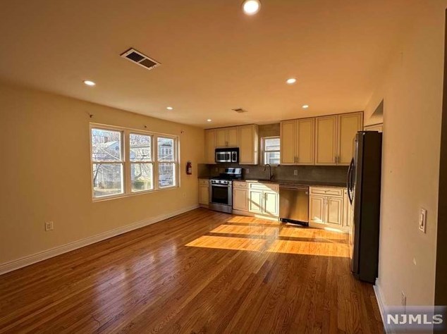 55 Maple St #2, Bloomfield, NJ 07003