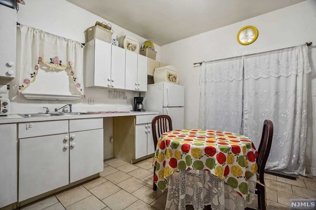 204 Garside St, Newark NJ  07104-2620 exterior