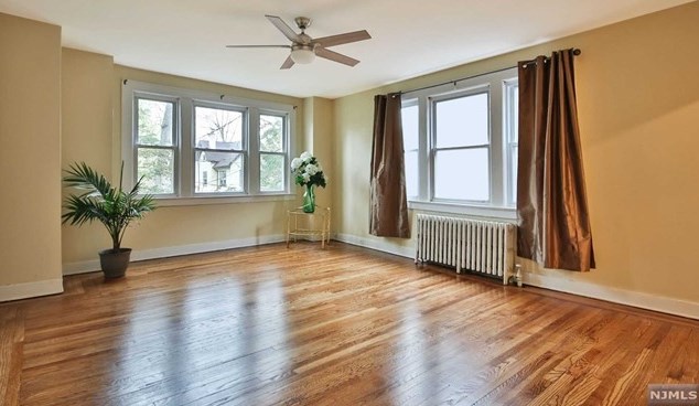 429 Stockton Pl #2, Englewood, NJ 07631