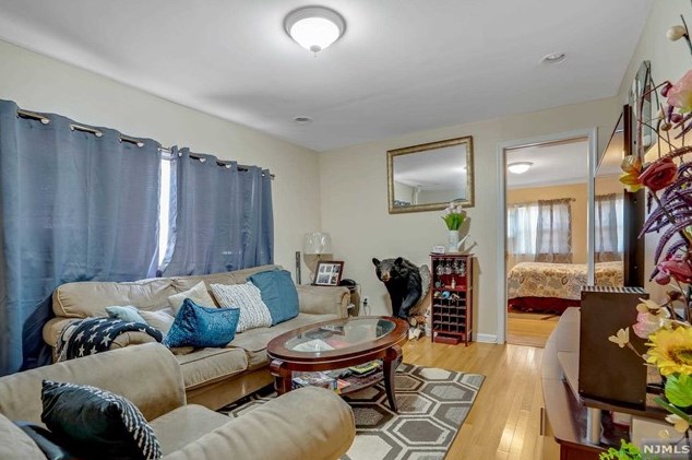 331-333 Chase Ave #2, Lyndhurst, NJ 07071