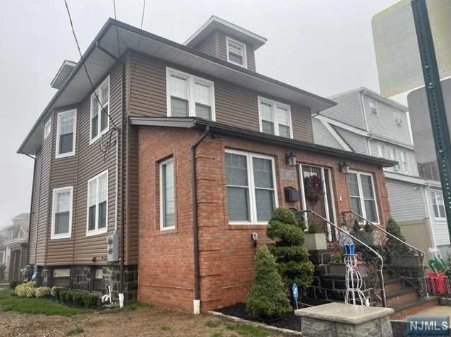 369 Edgewater Rd #2, Cliffside Park, NJ 07010