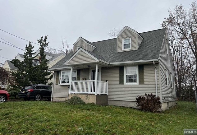 23 Miller Ave, Elmwood Park, NJ 07407-1537